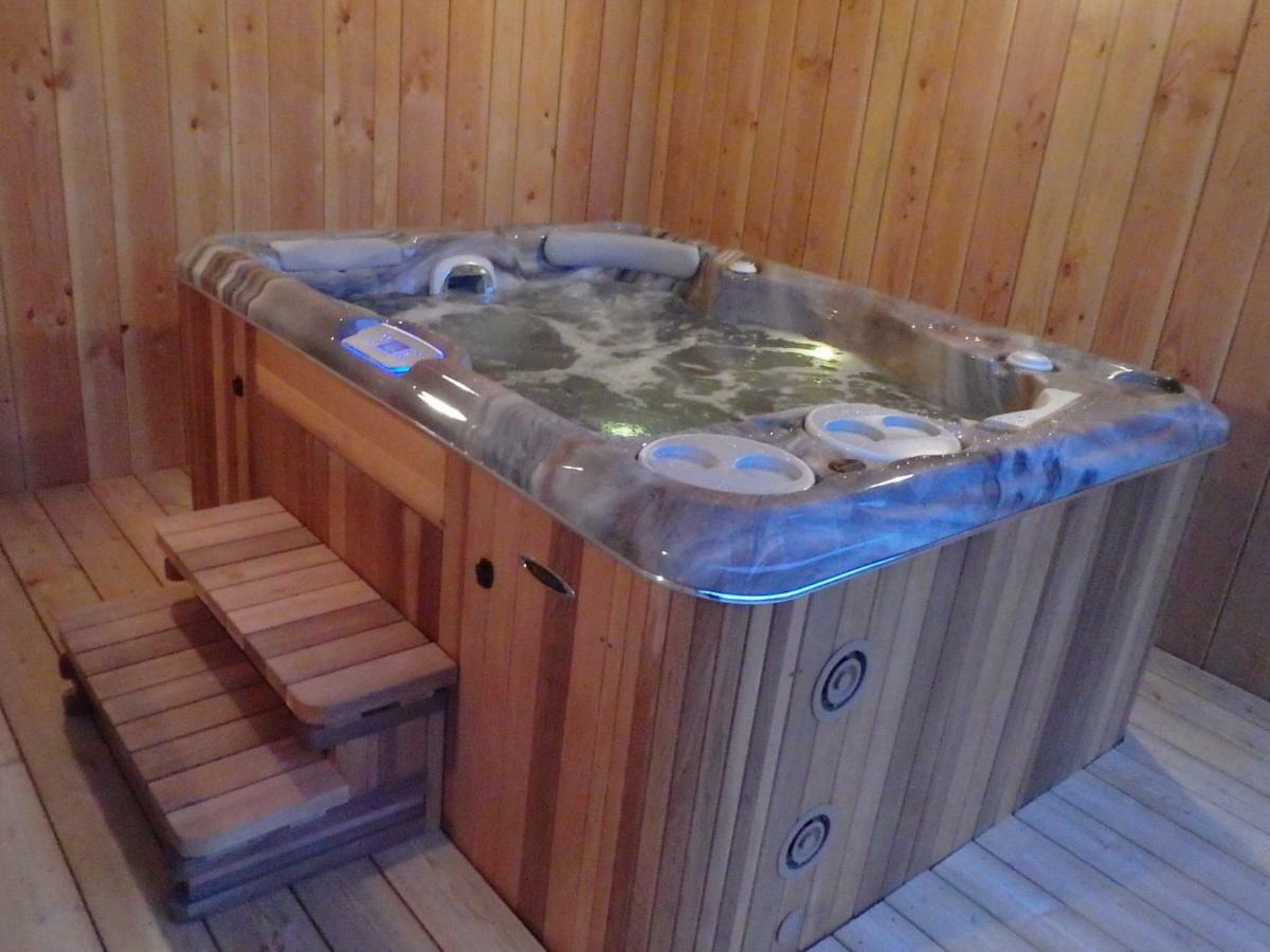 Villa Cora Venez Neuve Avec Spa Saint-Bresson Buitenkant foto